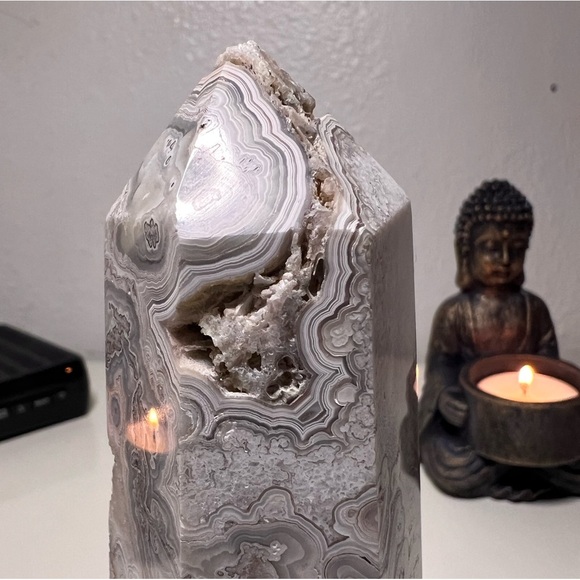 Mexican agate tower - Picture 2 of 4